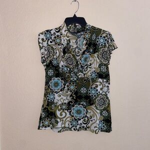 Super cute floral short sleeve y2k hipster shirt v neck ruffled top green blouse